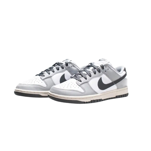 Tênis Nike Dunk Low "Light Smoke Grey" Cinza