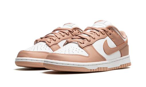 Tênis Dunk Low "Rose Whisper" Bege