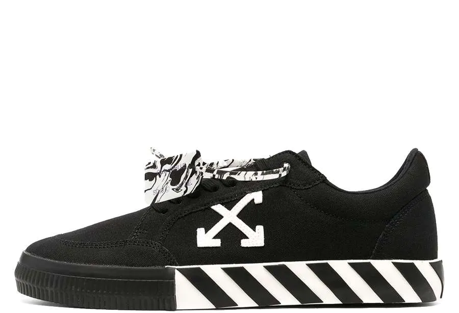 Tenis off best sale white preço