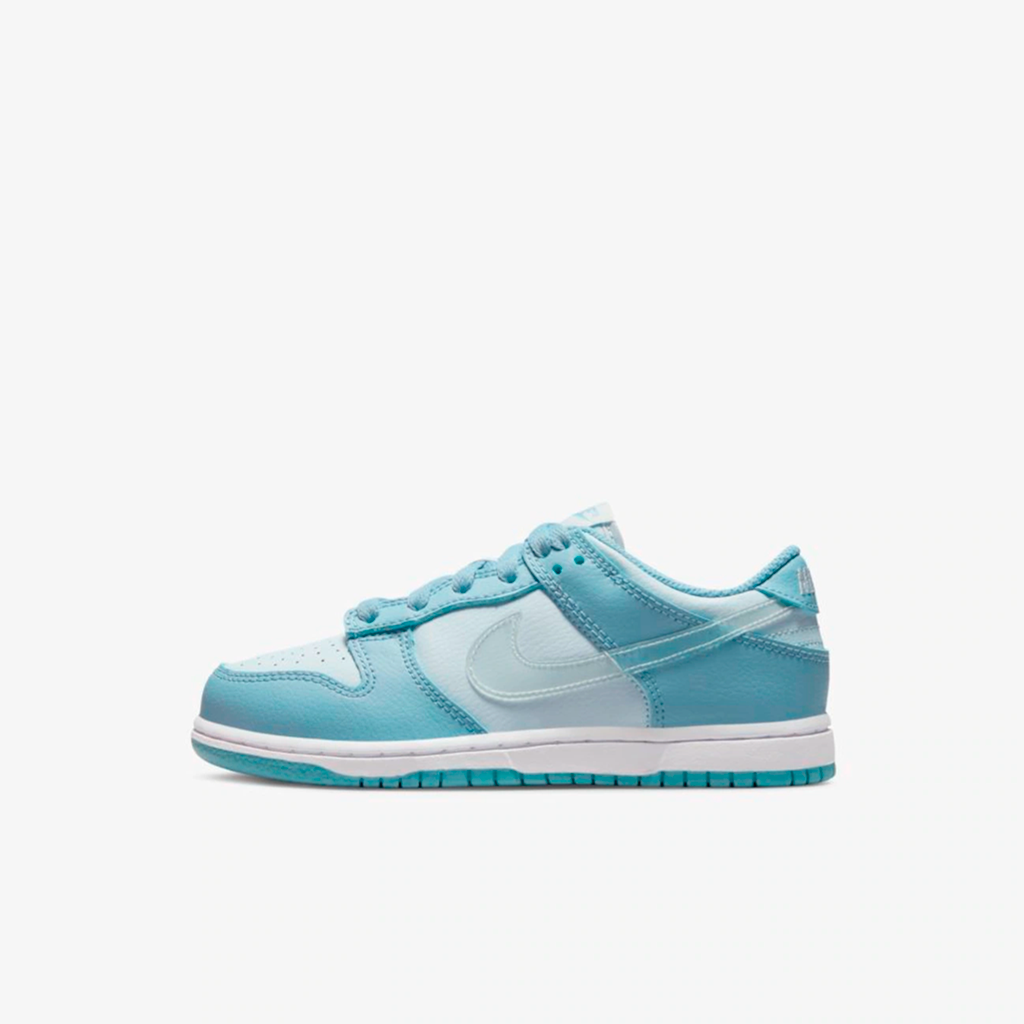 Blue hot sale vapormax junior