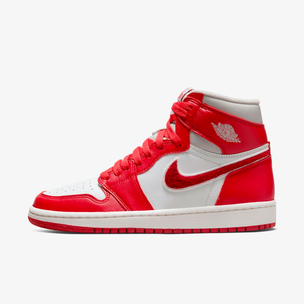 Nike red and white jordans sales