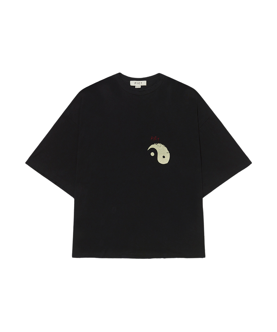 Camiseta Supersized Piet "Eletronic Mantra" Preto