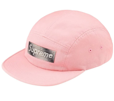 Boné Supreme FW26 "Rhinestone Label Camp Cap Pink" Rosa