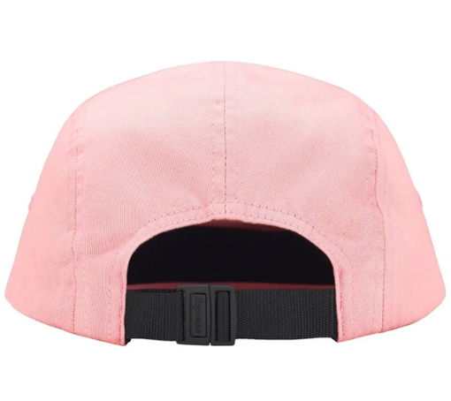 Boné Supreme FW26 "Rhinestone Label Camp Cap Pink" Rosa