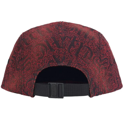 Boné Supreme SS26 "Stitched Old English Denim" Vermelho