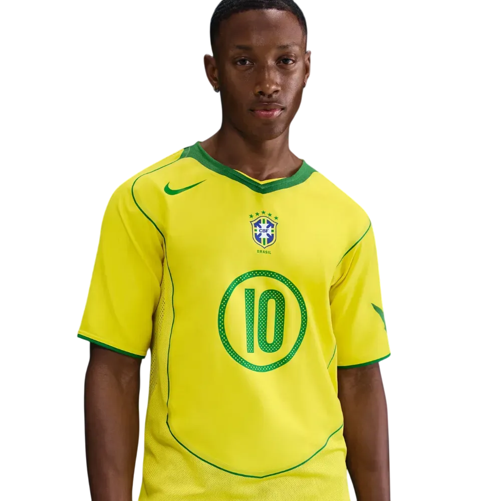 Camiseta Nike Brasil 2004 Total 90 Ronaldinho Amarela