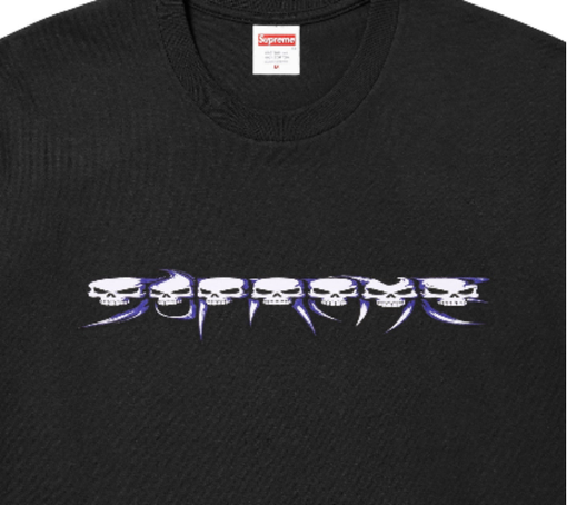 Camiseta Supreme FW26 "Skulls Spellout" Preto