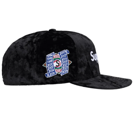 Boné Supreme FW26 x New Era "Crushed Velvet Box Logo" Preto