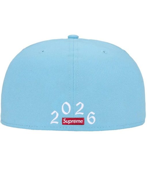Boné Supreme SS26 "Devil S Logo New Era" Azul Claro