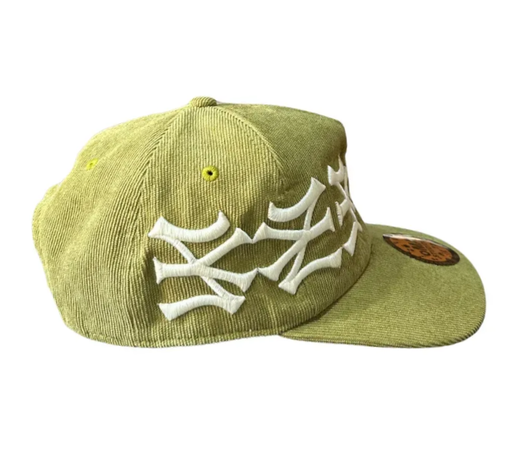Boné Oma Design "NY NY Crown Corduroy" Verde/Creme