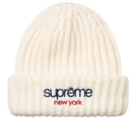 Touca Supreme FW26 "Classic Logo Chunky Ribbed" Branco
