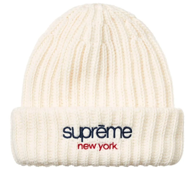 Touca Supreme FW26 "Classic Logo Chunky Ribbed" Branco