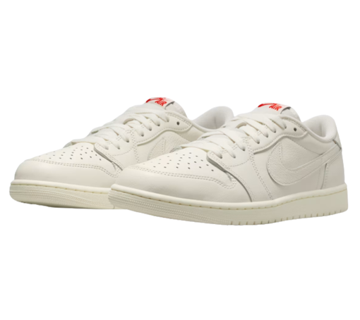 Tênis Nike Jordan 1 Retro Low OG "Sail University Red" Off White