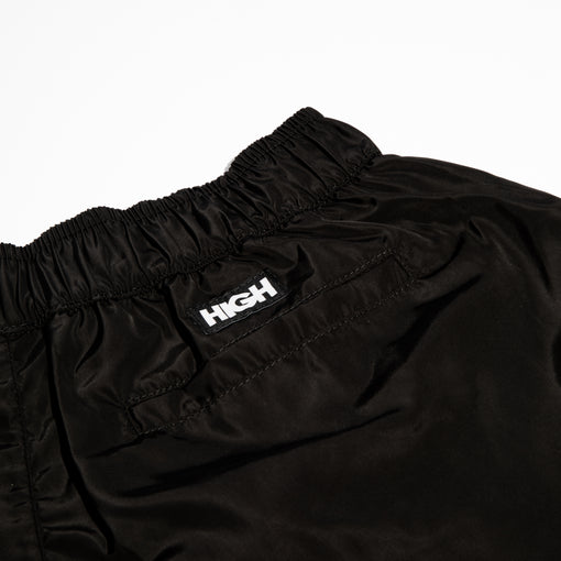 Shorts High "Cargo" Preto