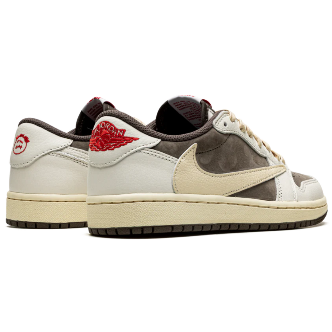 Tênis Nike Air Jordan 1 Retro Low OG SP x Travis Scott Tênis Nike Air Jordan 1 Retro Low OG SP x Travis Scott
