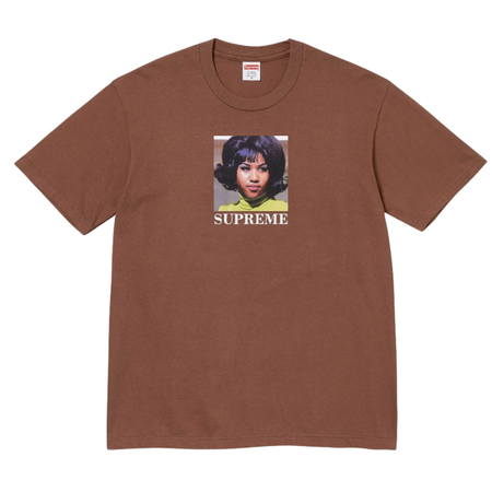 Camiseta Supreme SS26 "Aretha" Marrom