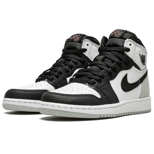 Tênis Nike Air Jordan 1 High OG GS "Stage Haze/Bleached Coral" Cinza/Preto