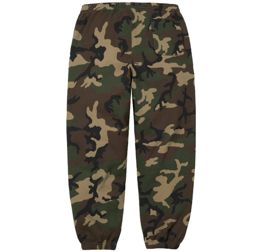 Calça Supreme SS26 "Satin Appliqué" Camuflado