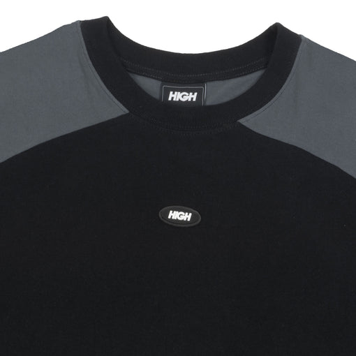 Camiseta High "Raglan" Preto