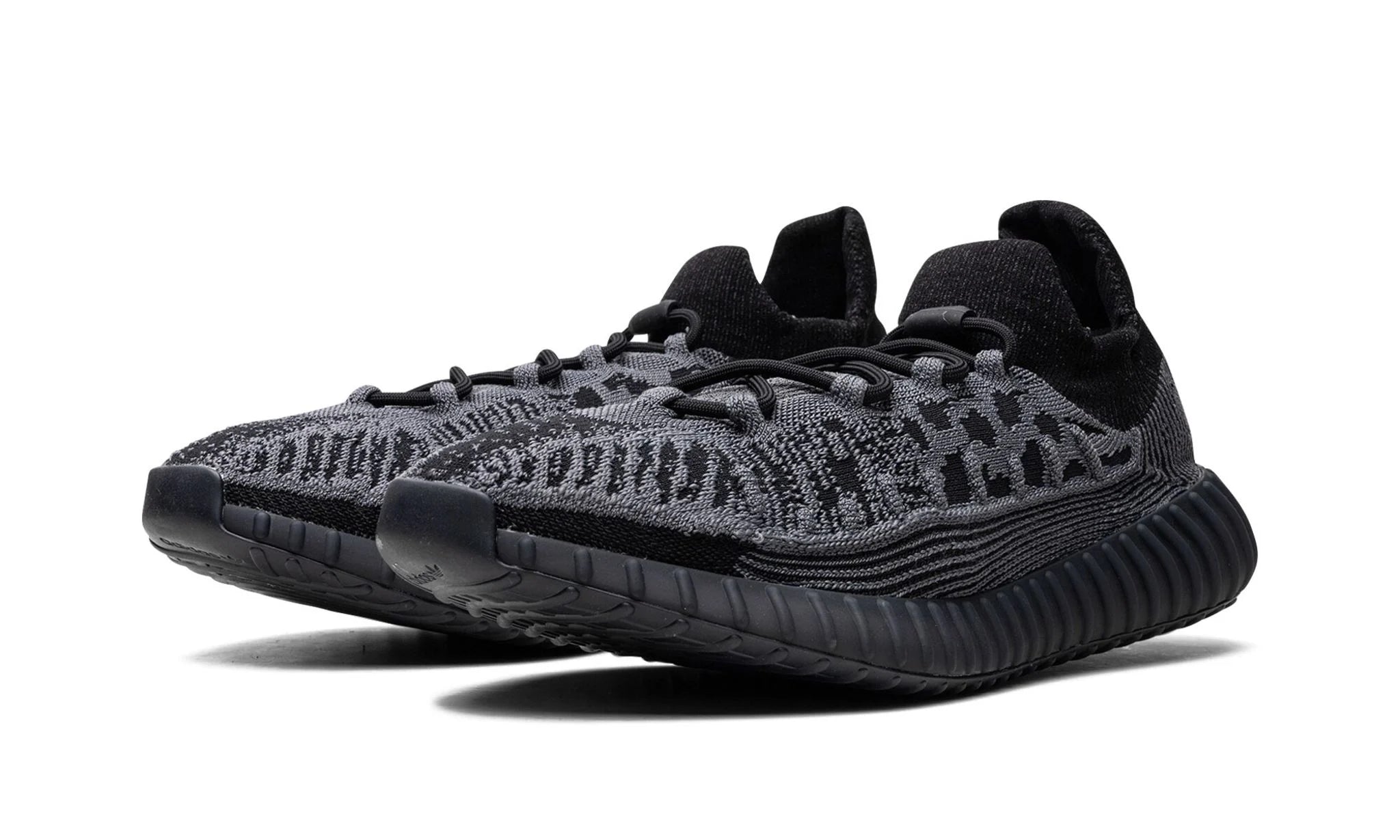 Adidas hot sale yeezy preto