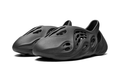 Tênis Adidas Yeezy Foam Runner "Onyx" Preto