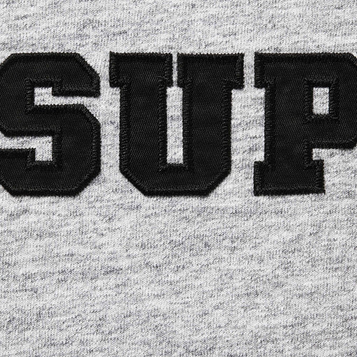 Camisa Supreme Collegiate Appliqué S/S Top FW25 "Heather Grey" Cinza
