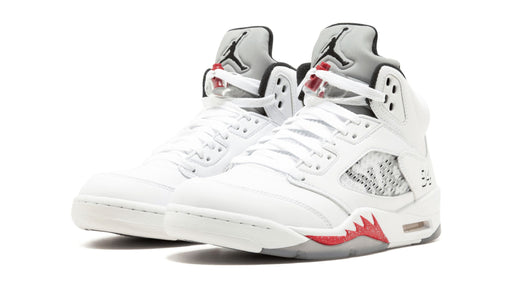 Tênis Air Jordan 5 Retro x Supreme "White" Branco USADO