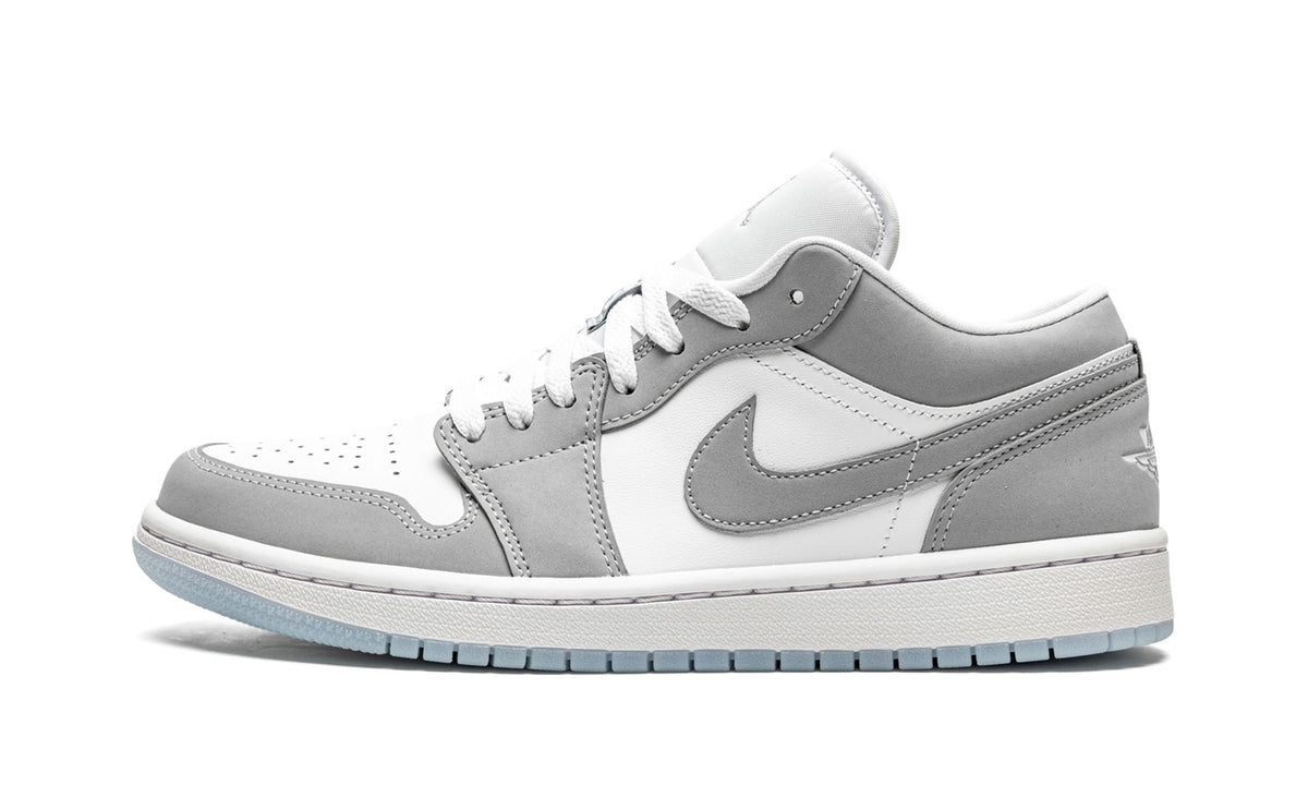 Grey and white air jordan 1 hot sale