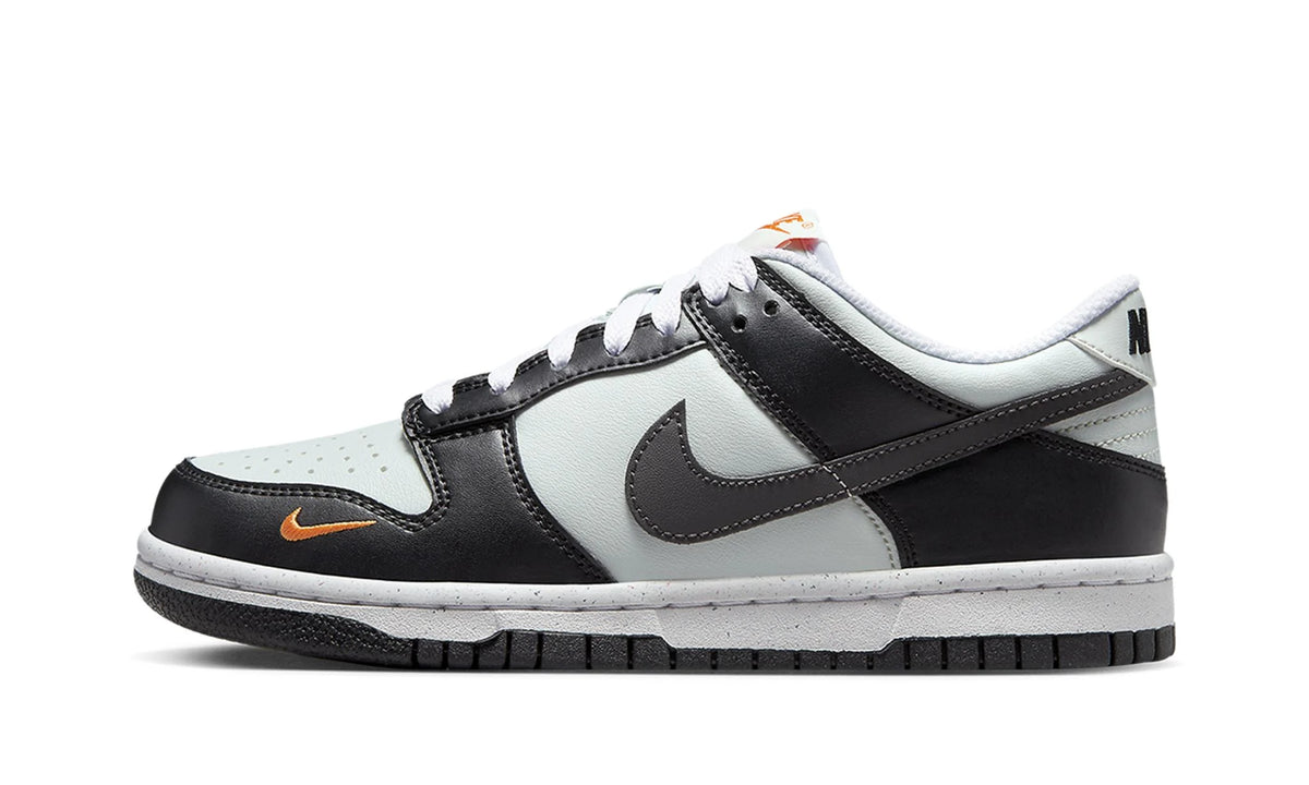 Tênis Nike Dunk Low "Black Grey Orange" Preto