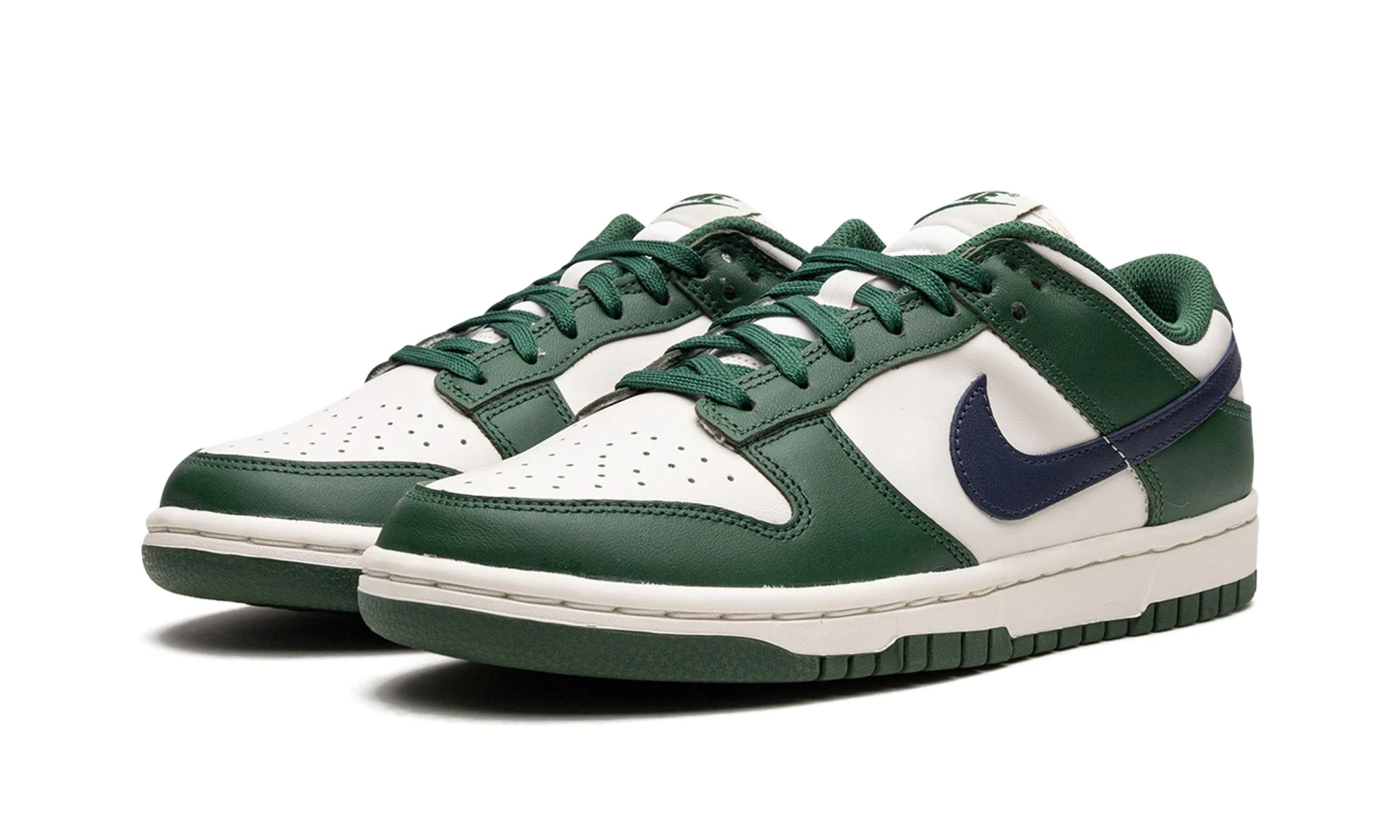 T nis Dunk Low