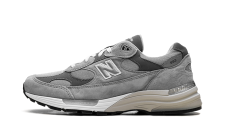 Tênis New Balance 992 MiUSA Grey Silver Metallic Cinza