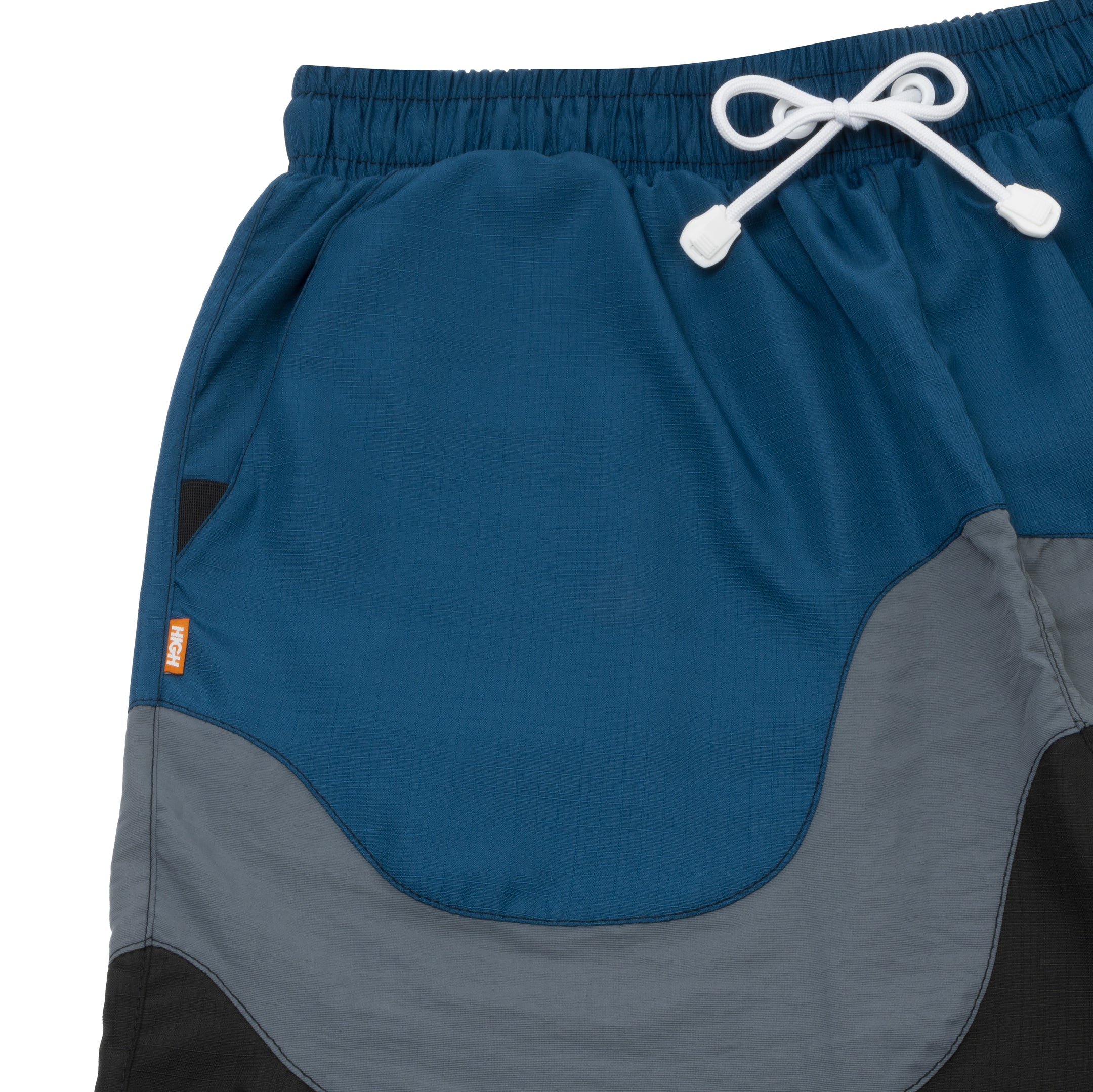 Shorts High Layered Azul – COP CLUB