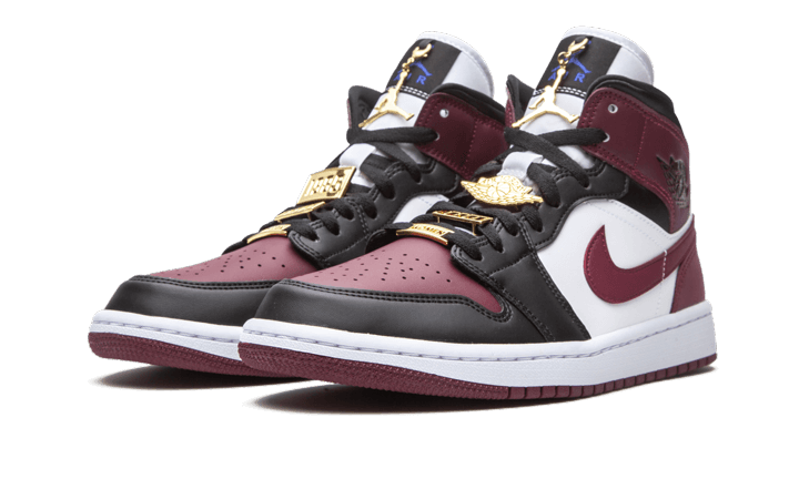 T nis Nike Air Jordan 1 Mid SE Black