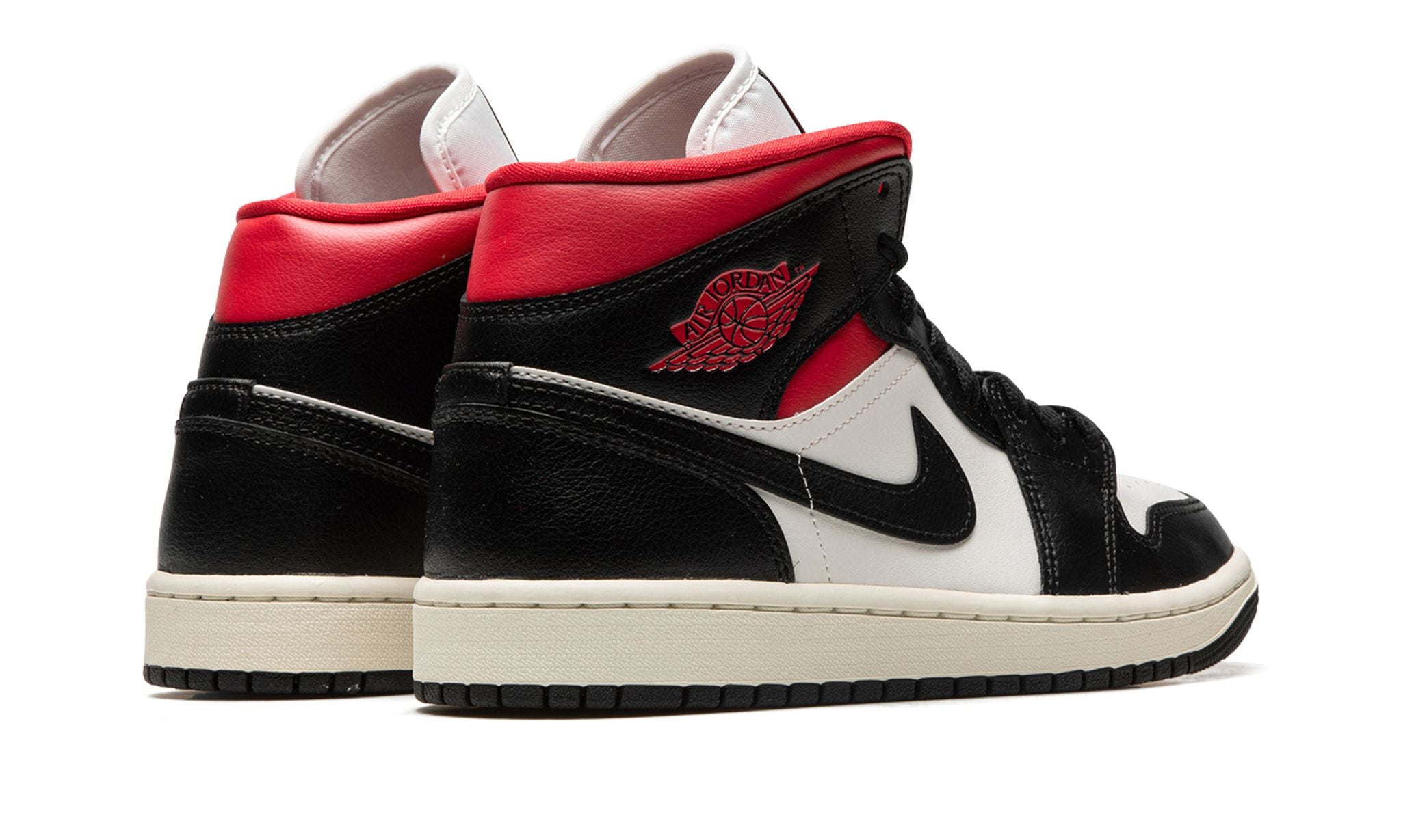 Aj1 black gym hotsell red